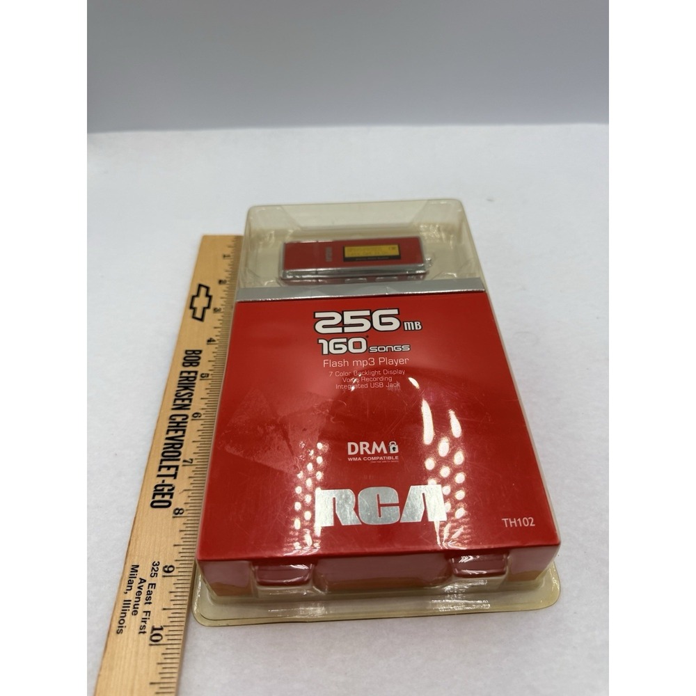 RCA TH102 Flash MP3 Player - Picture 14 of 15